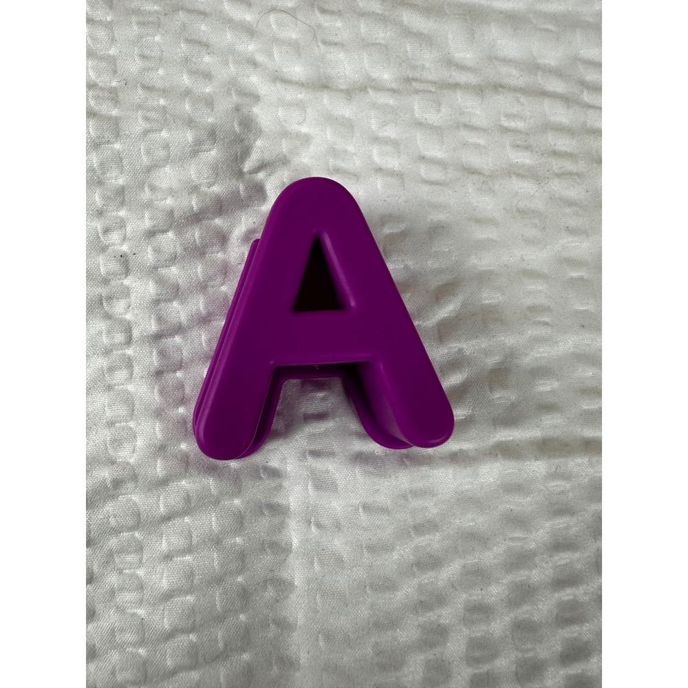 Letter‎ "A" for Elmo On The Go game. Letter A only